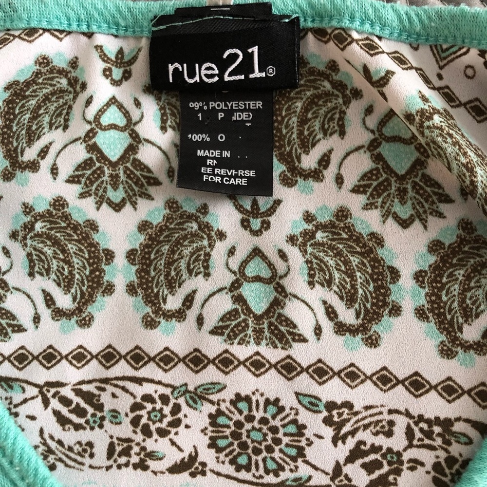 Top - Picture 3 of 3